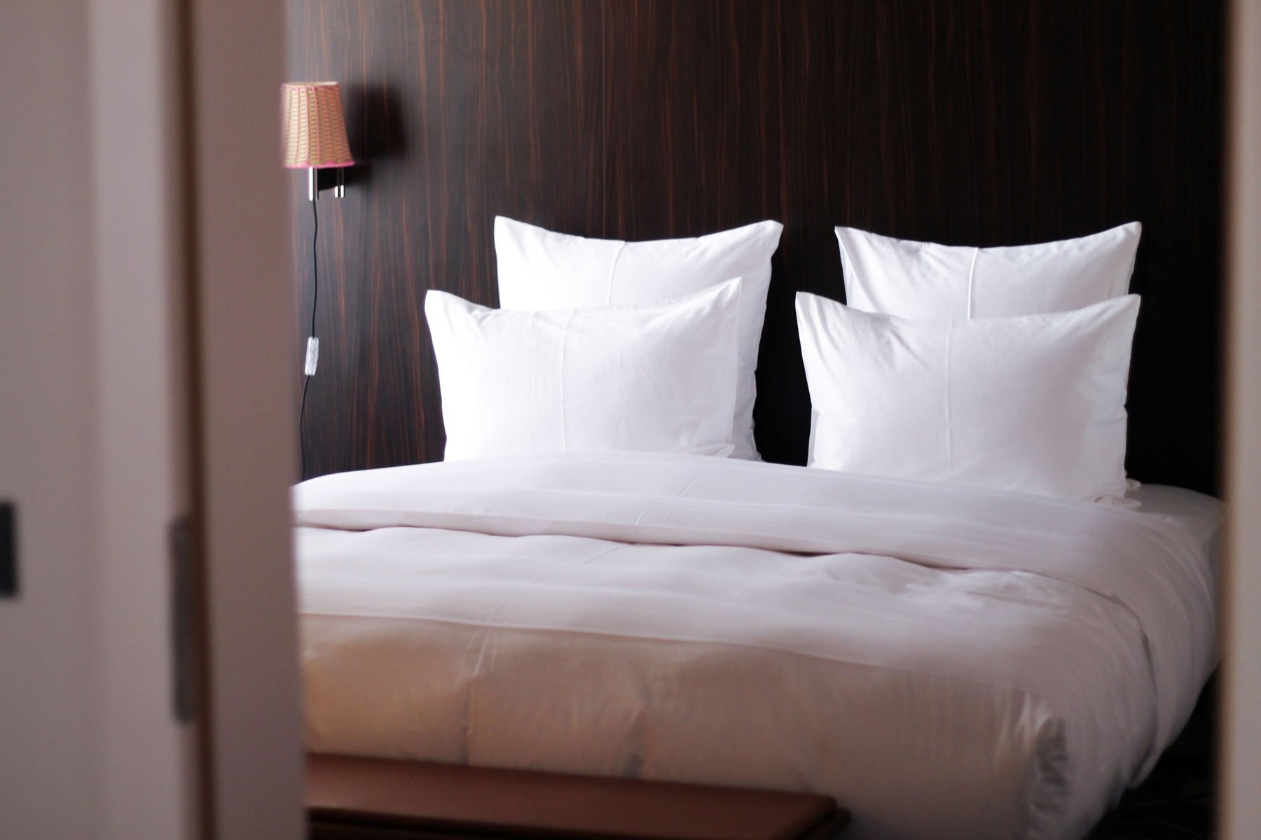What's The Difference Between Pillow Top And Plush Mattresses?